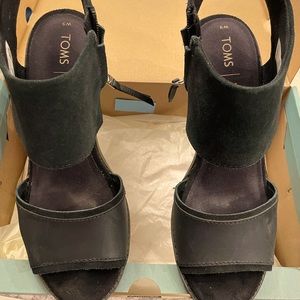 Tom’s block heel sandals
